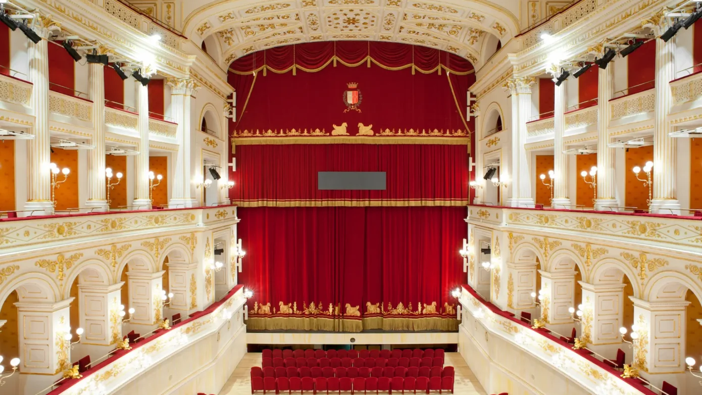 Sipario Teatro Amintore Galli - Rimini