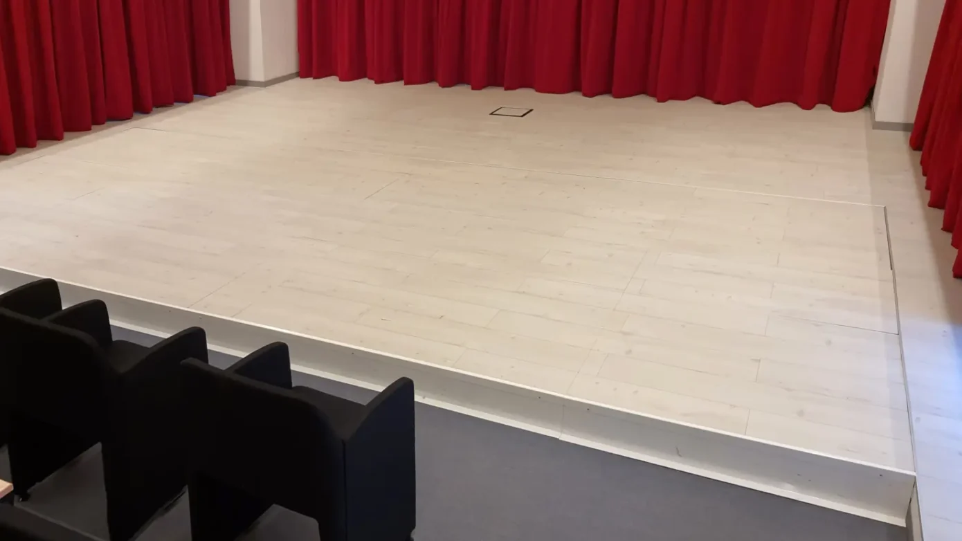 Flexdeck Auditorium comunale - Tombolo